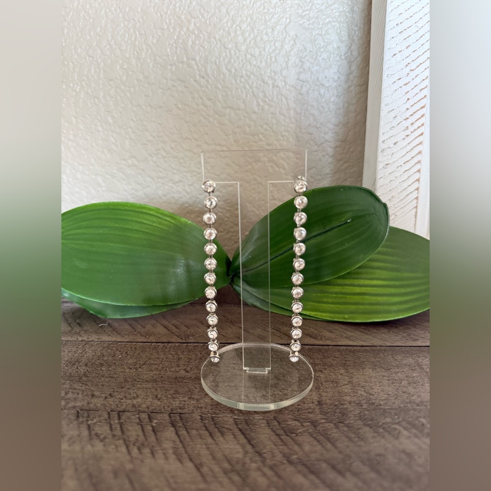 Elegant Silver Crystal Drop Earrings